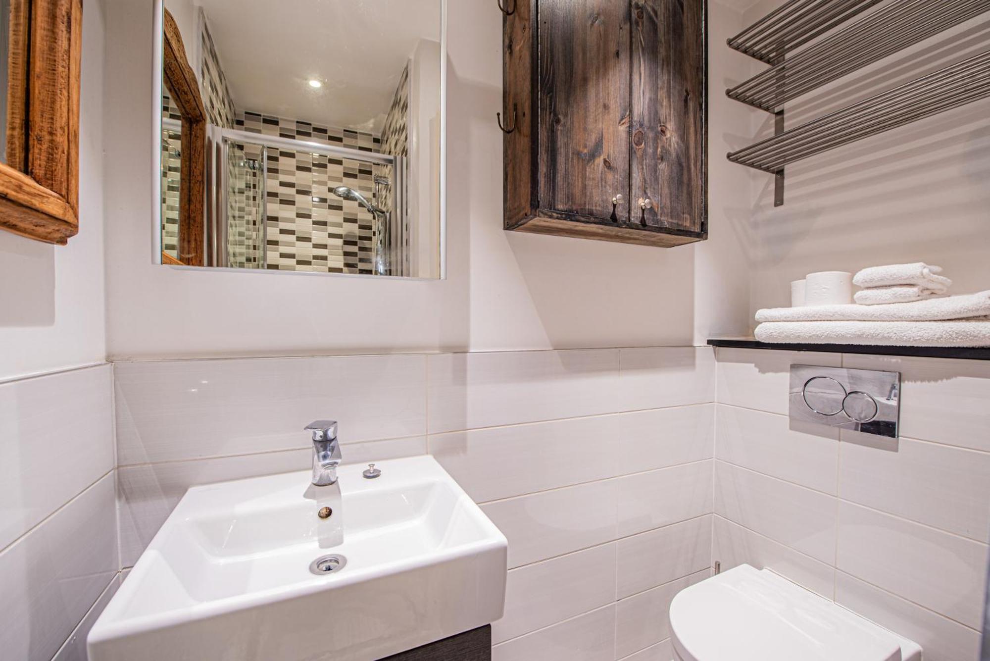Stylish 1-Bed Flat In Soho - Prime Central London Exterior photo